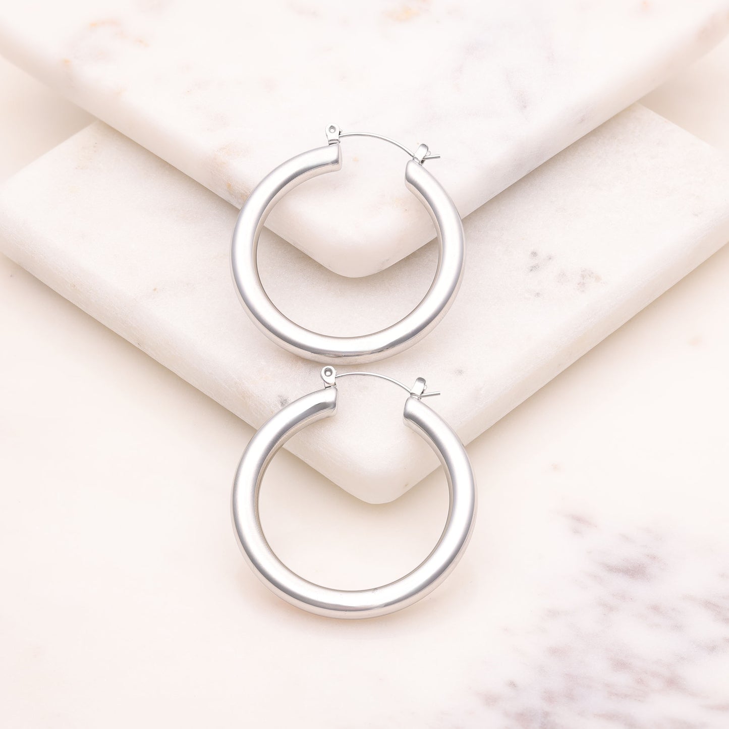Hoops'40 Earrings
