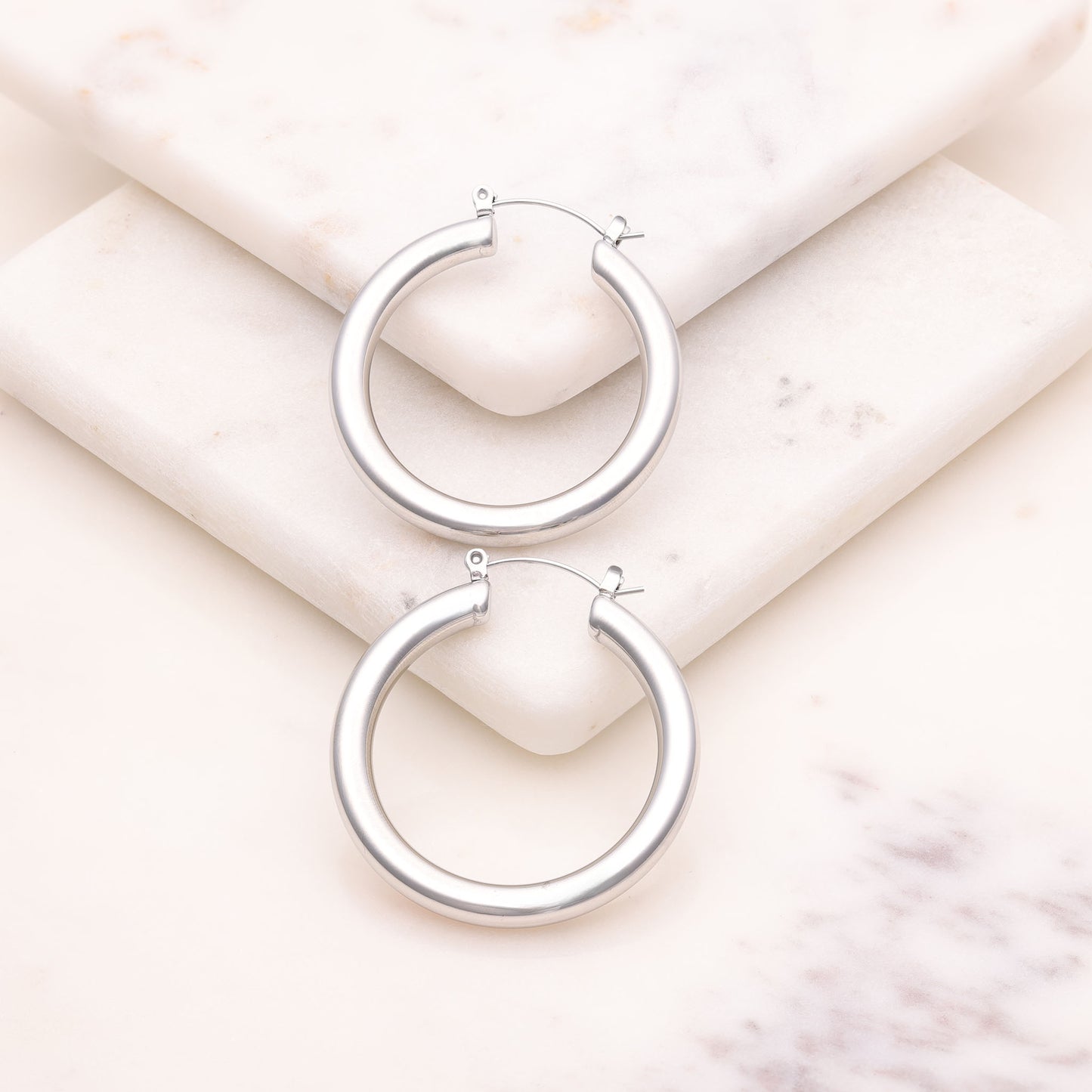 Hoops'40 Earrings