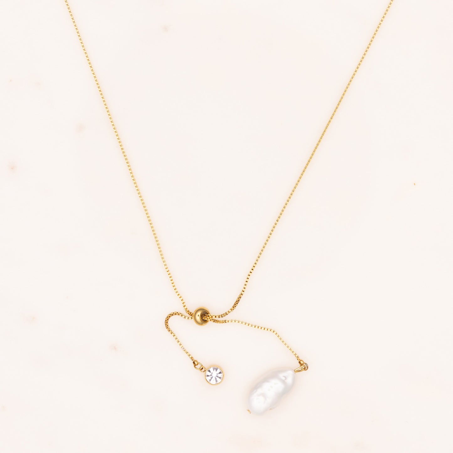 Pendal Pearl Necklace