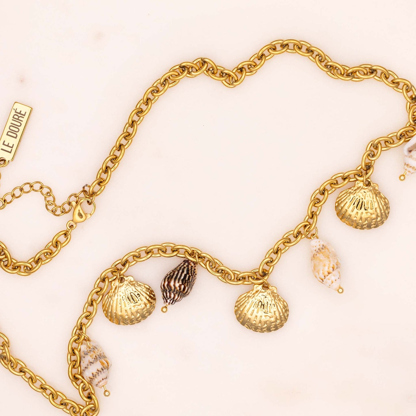 illa Necklace
