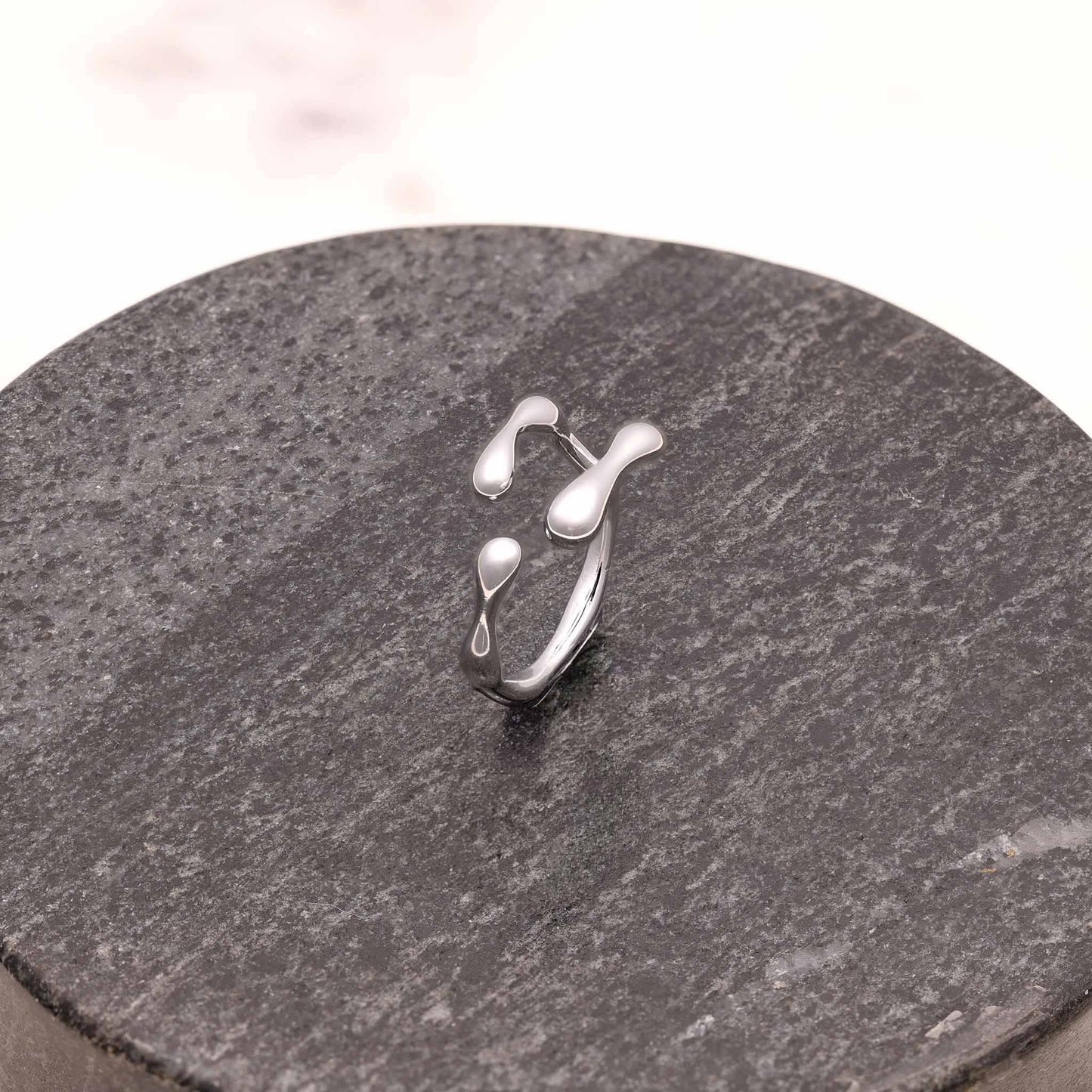 Calin Ring