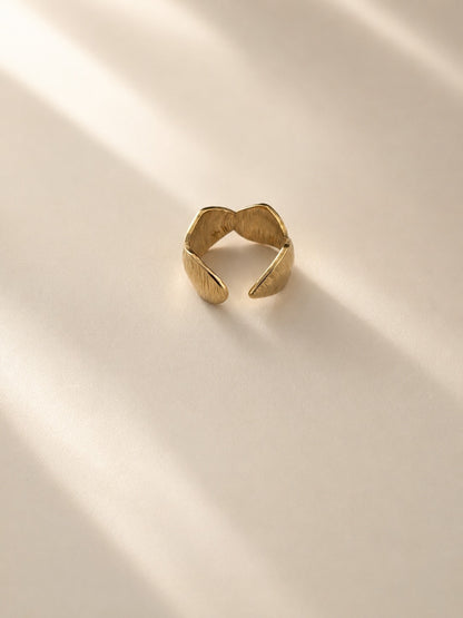 Golden Shell Ring