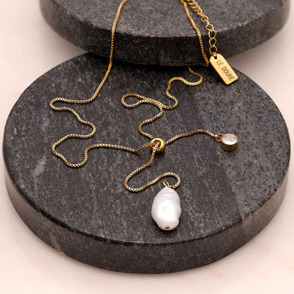 Pendal Pearl Necklace