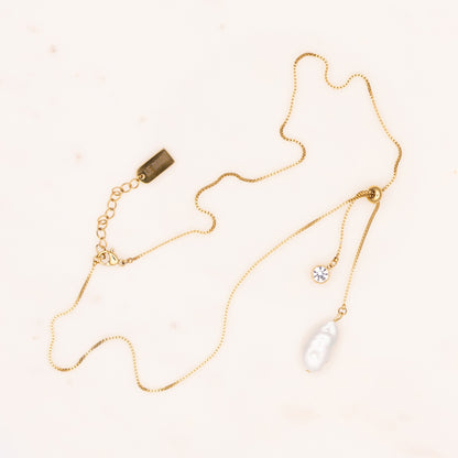 Pendal Pearl Necklace