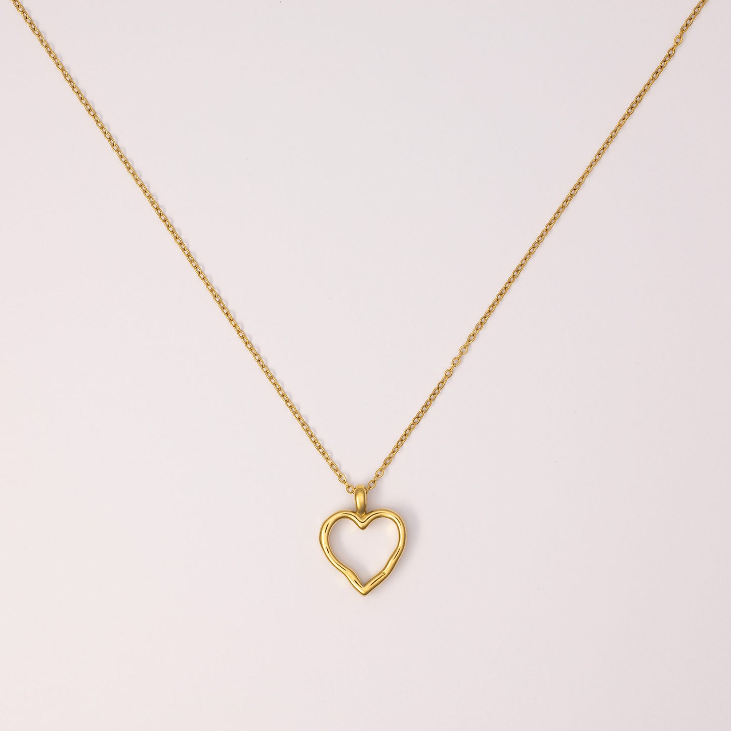 Amour Necklace