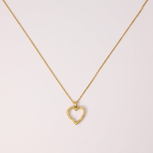 Amour Necklace
